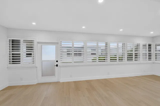Residence photo 17