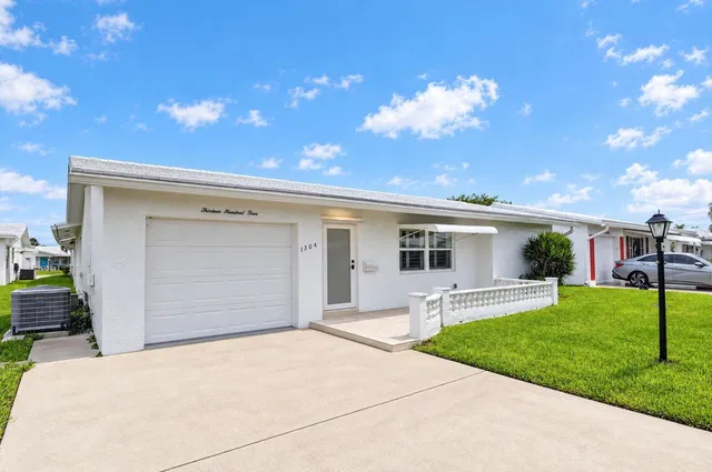 Residence photo 51