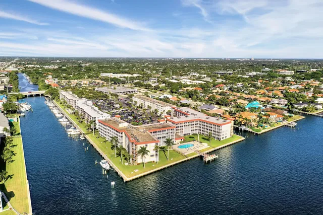 Paradise Harbour North Palm Beach Unit 408 photo 2