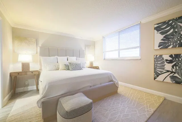 Unit 202 photo 19