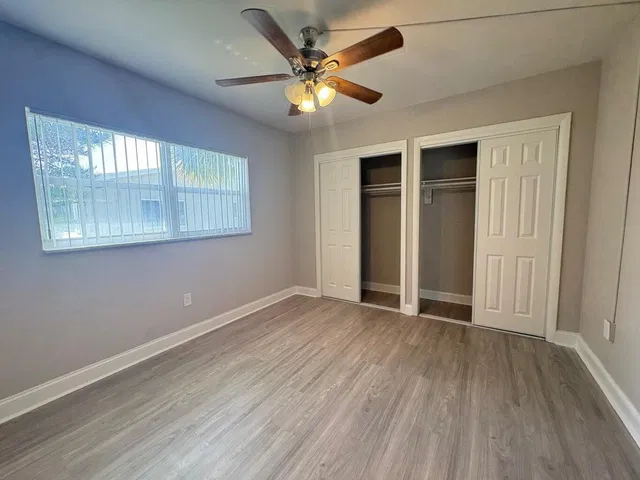 Unit 9 photo 29