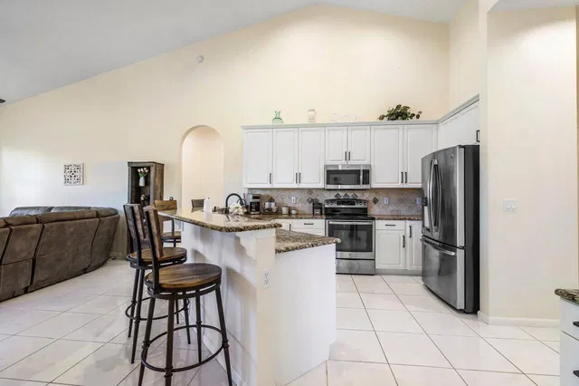 Residence photo 9