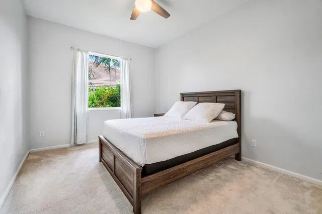 Residence photo 22