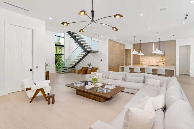 Residence photo 6