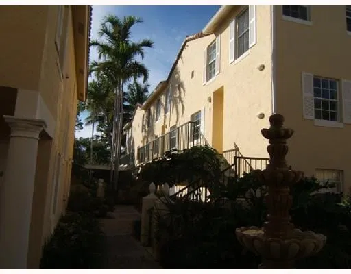 Unit 202 photo 6