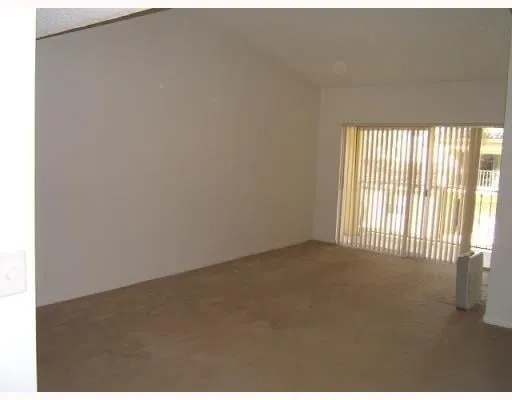Unit 202 photo 9