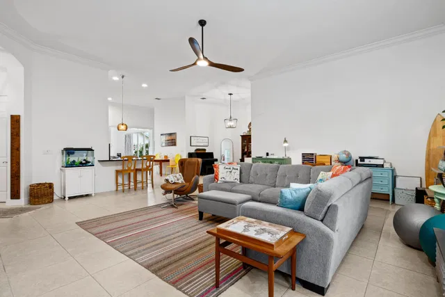 Residence photo 15