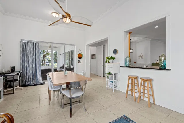 Residence photo 19