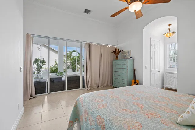 Residence photo 34
