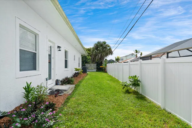 Residence photo 47
