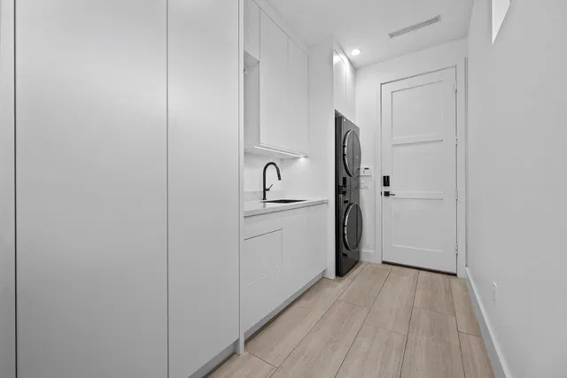 Residence photo 20