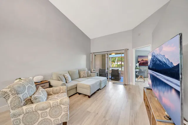  Residence photo 23