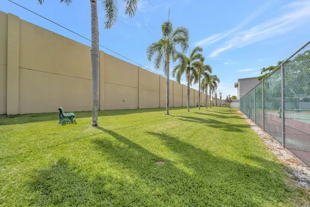  Residence photo 61