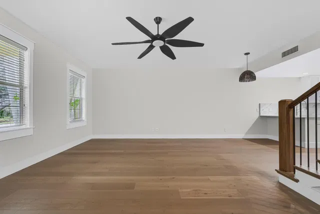 Residence photo 5