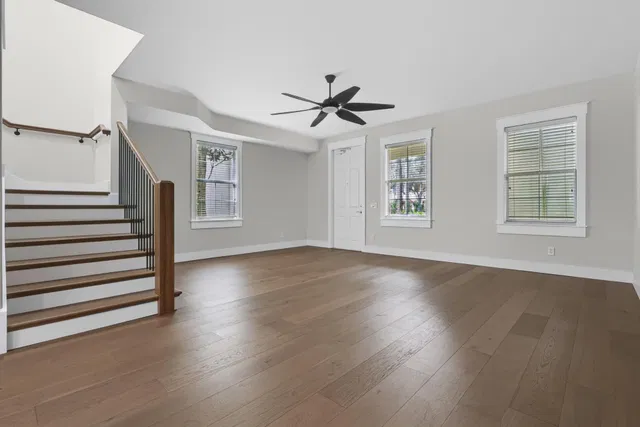 Residence photo 6