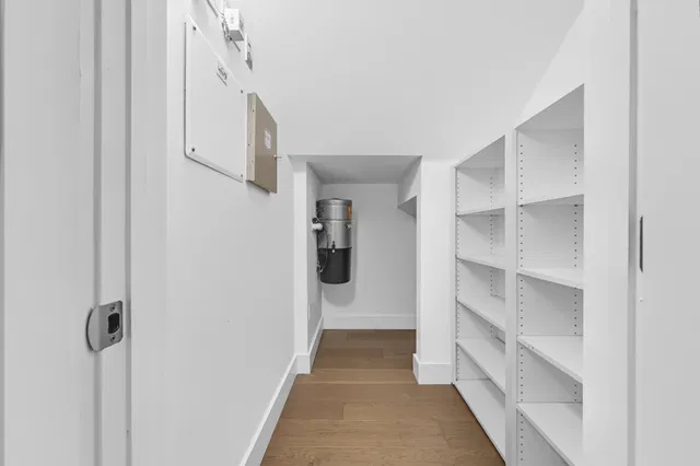 Residence photo 18