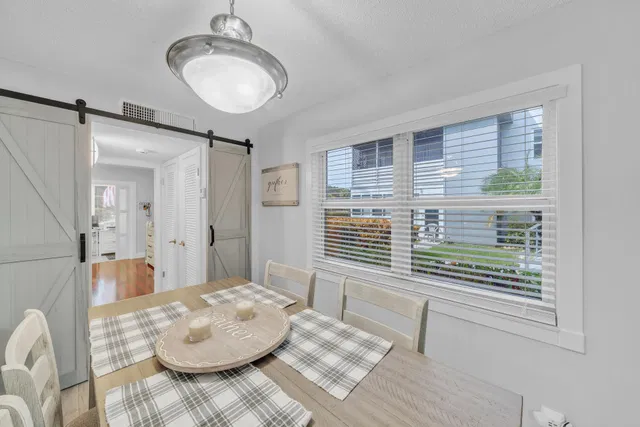  Residence photo 14