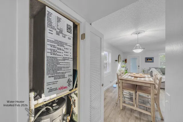 Residence photo 29