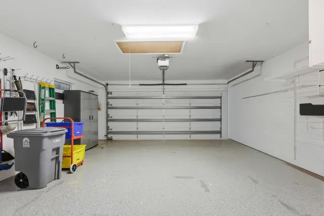  Residence photo 26