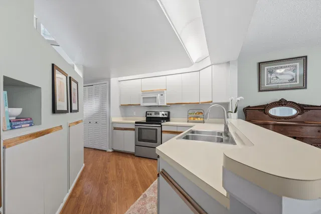 Residence photo 15