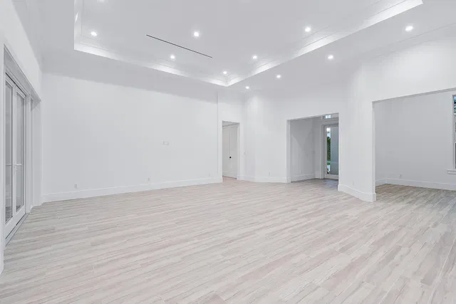 Residence photo 16