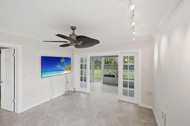 Unit 5107 photo 3