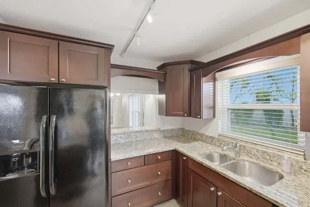 Unit 5107 photo 6