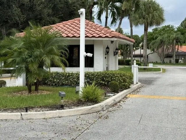 Residence photo 100
