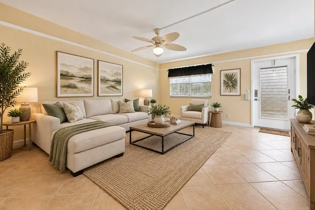 Residence photo 3