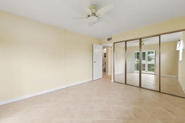 Residence photo 18
