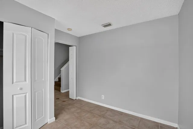 Residence photo 16