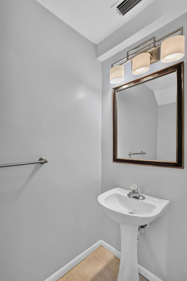Residence photo 20