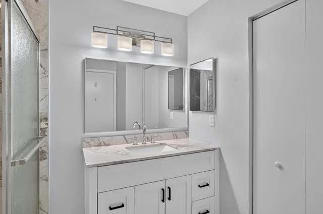 Residence photo 23