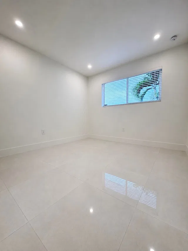 Residence photo 11