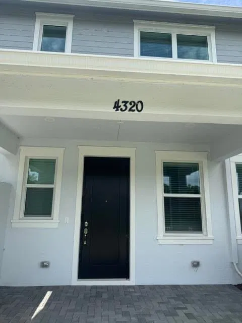  Residence photo 5