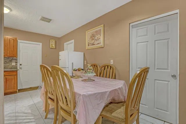 Residence photo 9