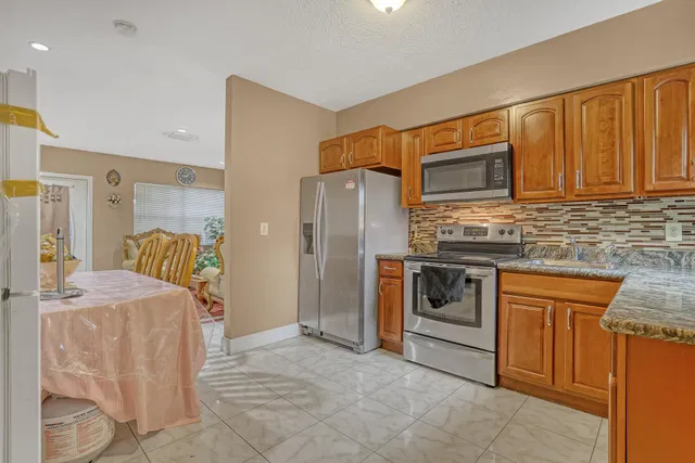 Residence photo 11
