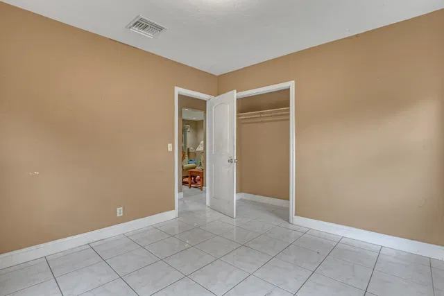 Residence photo 18