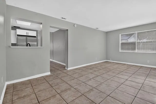 Residence photo 12