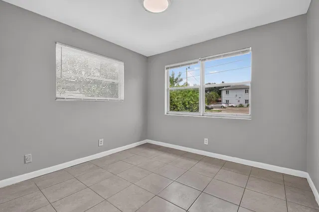 Residence photo 26