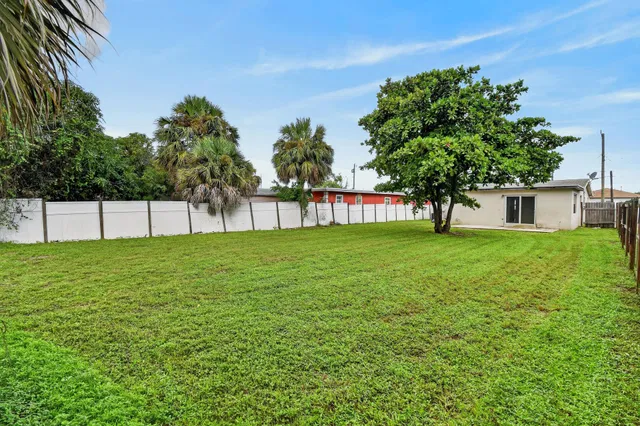 Residence photo 36