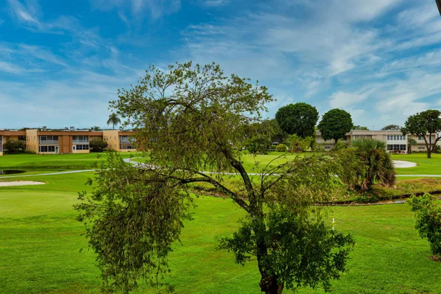 Residence photo 21