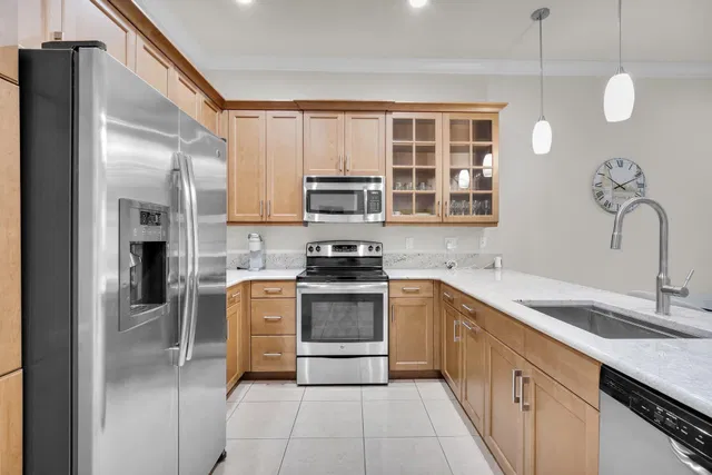 Residence photo 18