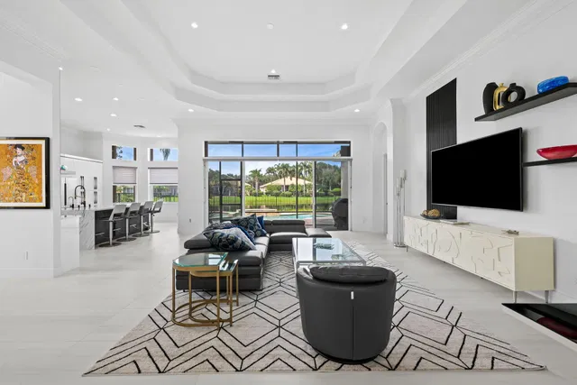 Residence photo 6