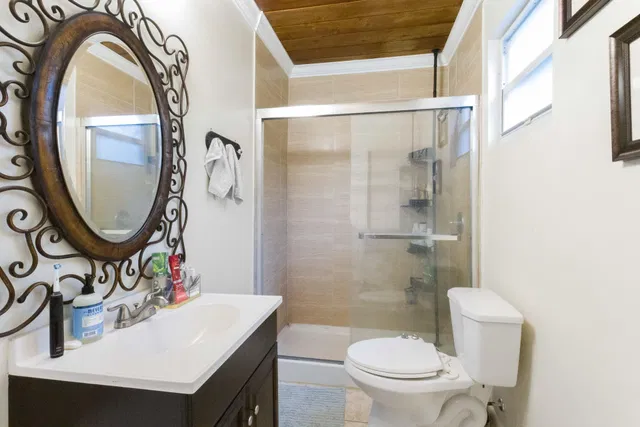  Residence photo 9