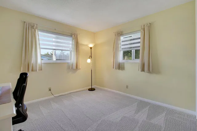  Residence photo 26