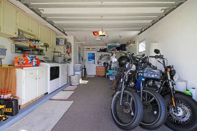  Residence photo 47