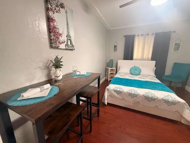 Residence photo 2