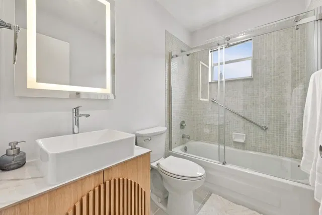  Residence photo 10