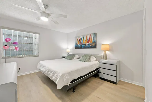  Residence photo 11